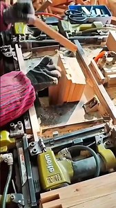 The Process of Making Precision Wooden Boxes Using a Very Fast Automatic Assembly Machine