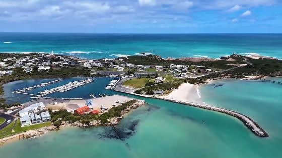 Adelaide - Arrive at Robe and Enjoy Beach View