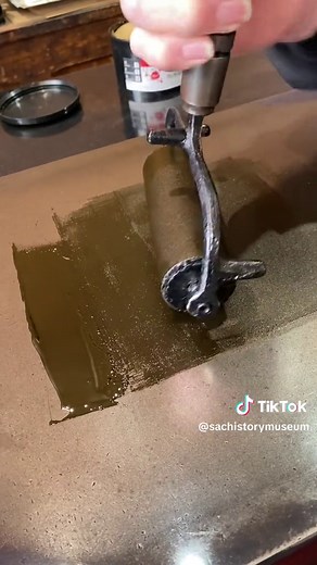 Rolling out some Pantone PMS 7533c rubber base ink with a brayer on the ink stone in preparation for some letterpress printing in the print shop exhibit at the Sacramento History Museum. As Howard demonstrates, this is done to create an even layer of ink on the ink stone and brayer. The remaining ink at the top of the stone will gradually be rolled out throughout the day as we’re printing. Rubber base ink is a very slow drying ink that can last all day on the ink stone and not dry. #SacHistoryMu