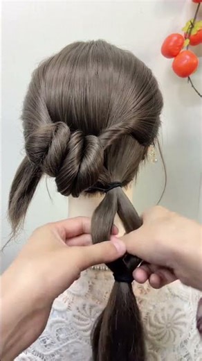 Spring Festival Traditions: The Timeless Charm of the Thousand-Jin Garment