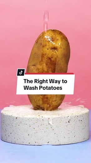 Perfect french fries incoming. 🍟 #potatowashing #cleaningtips #foodcleaning