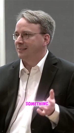 Linus Torvalds Reveals Why Linux Never Dominated Desktops #shorts #linux #programming