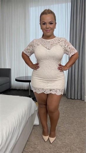 what subject do you think i teach? 🤓 #dwarf #dwarfism #short #littlepeople #shortgirl