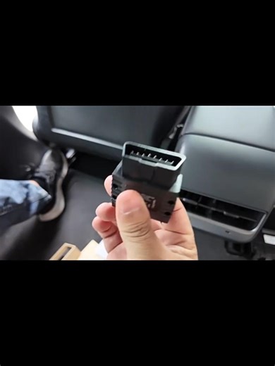 VLinker MC+BLE 4.0 V2.2 version supports Android Apple system car diagnostic tool