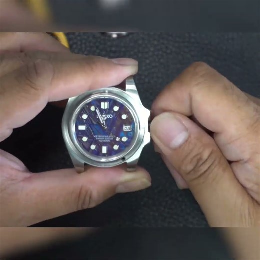 Perfect Watch Bezel Installation Guide: Step-by-Step #shorts