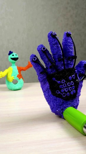 Creating a Grabpack 2.0 with a 3D Pen Tutorial