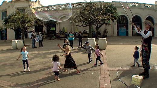 If you've visited Balboa Park, you may have seen Bubbleologist Sandy Snakenberg - or the "Bubble Pirate." 10News Chief Photographer Steve Reusch has a look at the very real science of bubbles. | 10News – ABC San Diego KGTV