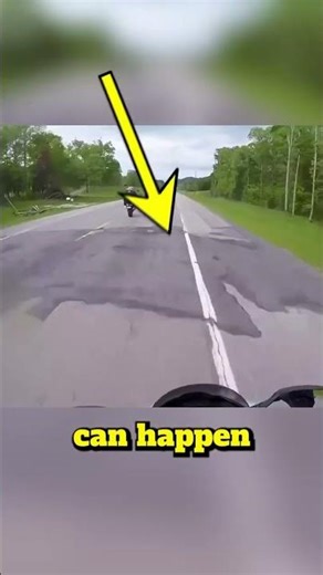 Tank Slapper Chaos! What to Do When Your Bike Shakes at High Speed 🚴💥