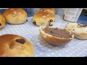 Mazsolás tejes zsemle | Ízvarázs