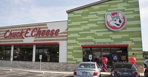 Say Goodbye To The Pizza Time Players: Chuck E. Cheese Retires Its Band