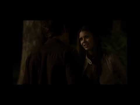 Stefan and Elena first kiss (1x02)