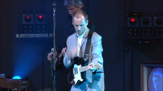 Roger Waters - "Money" Instrumental Part In The Flesh Live, 2000 Guitar Solo by : Doyle Bramhall II Andy Fairweather Low Snowy White https://vk.com/video-193757430_456240277?list=7c3a04268718f57b61 #PinkFloyd #RogerWaters #LiveShow #ClassicAlbums #TheDarkSideOfTheMoon #ElLadoFloydianoDeLaLuna | El "Pink Side Of The Moon"