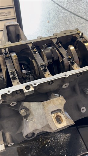 LS tear down to head off to Late Model Engines to be turned into a 416 #adrenalineperformance #zl1 #camaross #416 #chevy #noisemaker #chevrolet #becauseracecar #corvette #latemodelengines #chevyperformance #na #boost #lsx #416 #gapplebees #builtnotbought #lt4 #lt1 #ltx #ls3 #mustang #vette #turbo #fordperformance #c6 #z06 #v8 #lme #performanceshop | Adrenaline Performance LLC