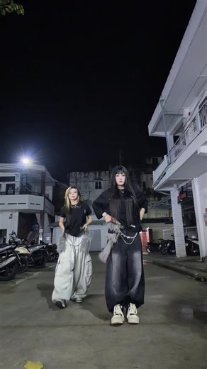 Catchy Dance Moves with Bunny