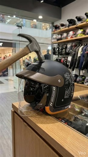 Sobrang tibay ang estetik ba hanap mong helmet, eto na yun!! #helmet #motorcycleessentials #motor #essentials