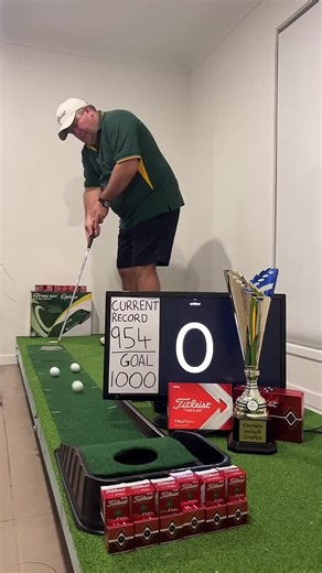 1000 PUTT CHALLENGE - 4 x BALL ROCKET @Titleist @Scotty Cameron #puttputt #minigolf #golf #putting #holeinonechallenge #golftrickshot #minigolfchamp #golftrickshot #wsports #proputter #puttputtchamp #australia #titleist #optima #scottycameron