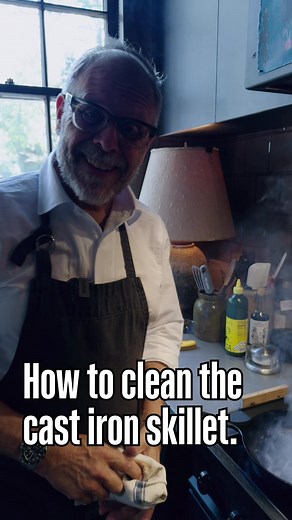 How to Clean Cast Iron Skillets Effectively