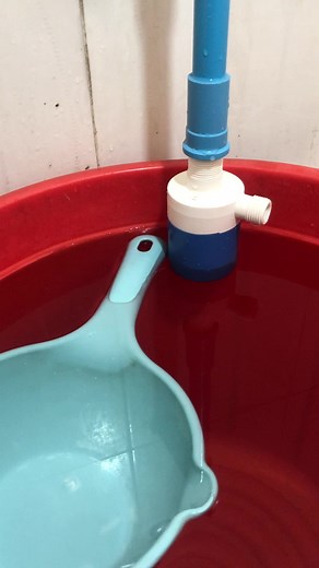 Water Pump Operation Demonstrated in Close-Up