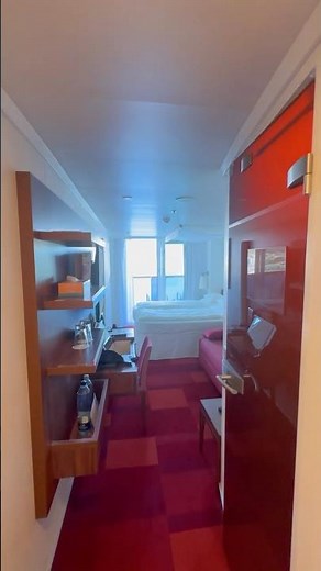 AIDAcosma: Balkonkabine 15105💙❤️💛💚 #atophiestory #aidacosma #aidacruises #balkonkabine #povwalk