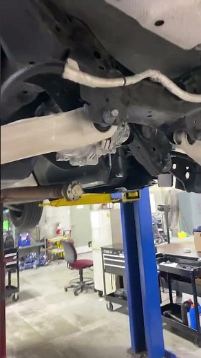 Ford Escape Rear Differential replacement #automobile #mechanic #ford #fordescape