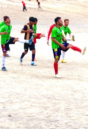 Football Skills & Tricks
