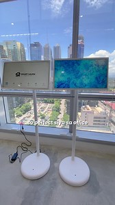 💼 𝐓𝐡𝐞 #𝟏 𝐃𝐢𝐠𝐢𝐭𝐚𝐥 𝐒𝐨𝐥𝐮𝐭𝐢𝐨𝐧 𝐟𝐨𝐫 𝐂𝐨𝐦𝐩𝐚𝐧𝐢𝐞𝐬 𝐚𝐧𝐝 𝐖𝐨𝐫𝐤𝐬𝐩𝐚𝐜𝐞𝐬 🚀 Designed for corporates, schools, offices, and modern work setups, the all-in-one screen that makes your business more efficient, professional, and future-ready. ✅ Portable & wireless – easy to move from room to room ✅ Up to 8 hours battery life – use it anytime, anywhere ✅ Built-in apps – Zoom, YouTube, Facebook, TikTok ready ✅ Crystal-clear display – for meetings, trainings, and presentations