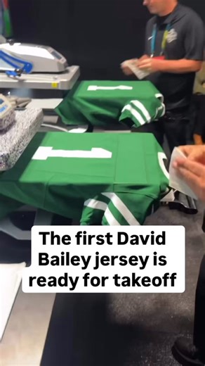 Let's go @nyjets ✈️ Pre-order yours now in the Fanatics app📲@NFL @NFLStyle @OfficialNFLShop
