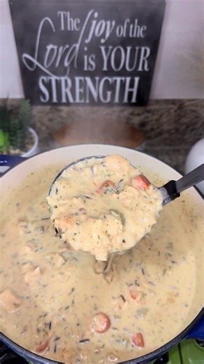 Chicken & Wild Rice Soup Ingredients \t•\t1½–2 lbs boneless, skinless chicken breast, cubed \t•\tSalt \t•\tBlack pepper \t•\tGarlic powder \t•\tOnion powder \t•\tKinder’s Buttery Garlic & Herb seasoning \t•\t2 boxes Rice-A-Roni Long Grain & Wild Rice (use seasoning packets) \t•\t1 small onion, diced \t•\t2 carrots, diced \t•\t2 celery stalks, diced \t•\t3 cloves garlic, minced \t•\t8 cups chicken broth \t•\t2 tbsp avocado oil \t•\t3 tbsp all-purpose flour \t•\t1 cup heavy cream Instructions \t1.