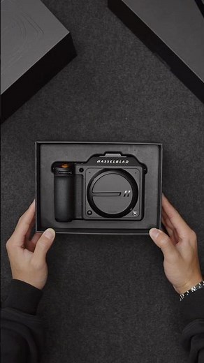 Hasselblad X2D 100C - Most INSANE Camera Unboxed!