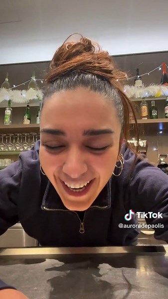 Video di Aurora de Paolis (@auroradepaolis) con suono originale - Aurora de Paolis