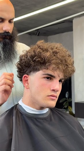 WILD D E E R BARBERSHOP | AMMAN on Instagram: "Blowout Taper🔥 From the first touch to the final look — this is how we do it at WILD DEER 💈"
