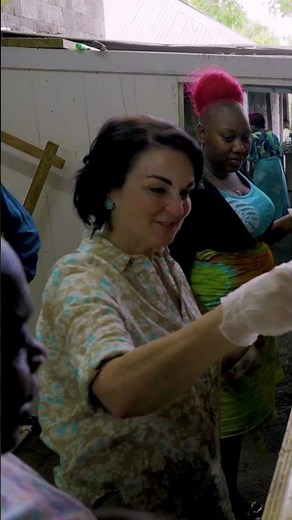 Trying Batik Screen Printing in Saint Kitts | Emerald Sakara Adventure