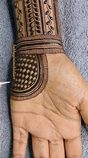 Very beautiful 😍 mehndi design #henna #subhaginimehndiart #mehndi #shorts #ytshorts #mehandi #viral
