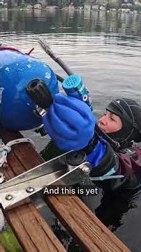 Sarah takes on her first solo dive off her boat in Lake Washington. #solo #scubadiving #diving