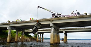 Car pulled from Jordan Lake after sonar detection