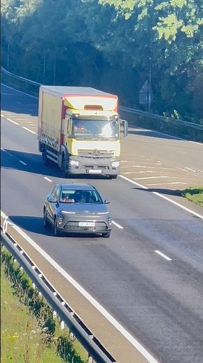 Mercedes-Benz Truck Auto | Autumn Roads UK 🚛🍁 #MercedesTruck #AutumnDrive