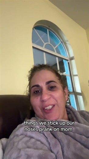 she works at the hospital as a department assistant