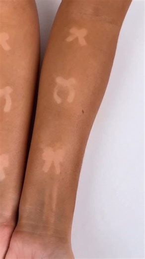 Our favourite tan lines come from a bottle.  Why you need to try our 2 Hr Express Lotion: ✨ Clinically proven to increase skin hydration ✨ Enriched with antioxidants, vitamin E and shea butter for an ultra-hydrating, nourishing tan ✨ Fast-acting results in just 2 hours | Loving Tan | Facebook