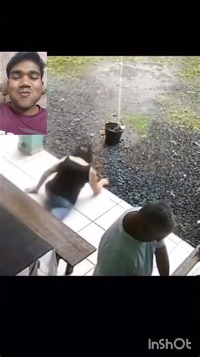 Try not to laugh | She did a split 💀 #funny #dontlaught #trynottolaugh #water #challenge #game