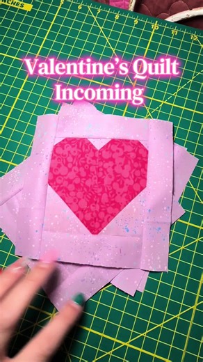 The first hearts of my Cozy Checkered Hearts Quilt are done 🩷💜#fyp #sewingvlog #sewingtiktok #cozycheckeredheartsqal