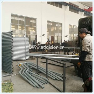 [Hot Item] Calf Hutch Cow Safety Lock Panels Cow Comfort Loops Stall