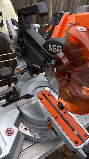 There is nothing quite like putting a new tool to the test. Check out our 18V 184mm Brushless Slide Compound Mitre Saw! 🖤 | AEG PowerTools