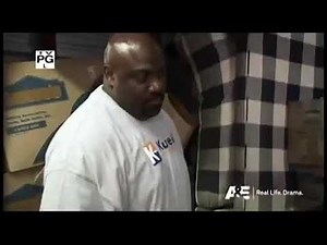 Hilarious Moment on Hoarders *Watch Your Profanity*😂