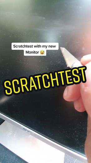 Stiftungwarentest Bestnote: Fixing Scratch on Monitor