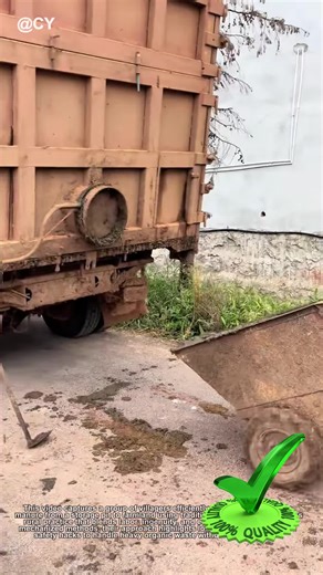 ＂Old-School Pig Manure Transport! 🐖 Handcart Tricks for Easy Hauling＂ | cart