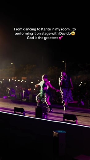 Dancing Kante with Davido: A Memorable New Year Performance