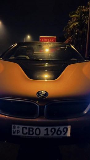 Discover the BMW i8 Roadster: Latest Features and Specs