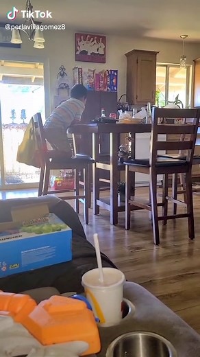 when your kid is doing math homework trying to cheat and ask google for the answers 🤦‍♀️🤦‍♀️