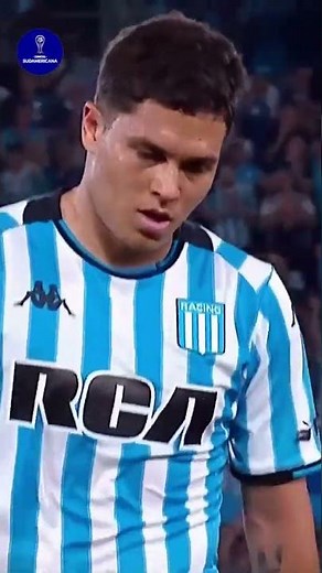 Juan Fernando Quintero la gran figura de RACING en la Sudamericana