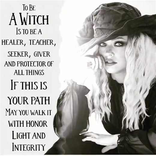 🖤 #healing #magick #greenmagick #greenwitch #spells #protection #energy #nature #greenwitchcraft #bruja #esoteric #witch #witchcraft #protection #traditionalwitchcraft #wicca #pagan #plants #bruja #goodvibes #wiccaacademy #witchesofinstagram #witches #witchy #witchythings #witchytips #witchystuff #witchyvibe | Wicca Academy